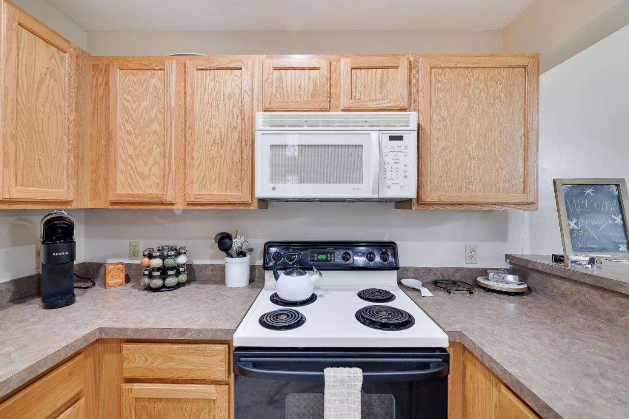 Pocono Mountain Home , Hot Tub- 1 Mile To Skiing! Tannersville Exterior photo